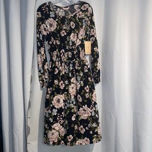2for$20 bundle Long sleeve black floral dress
